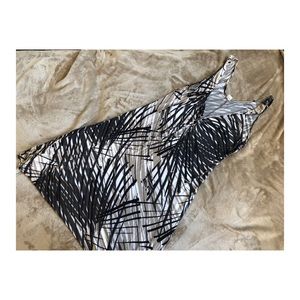 Three dots abstract botanical dress